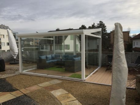 Wintergarten 300x250 mit Glasschiebesystem und VSG- Bedachung