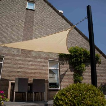 Nesling 90° Coolfit Sonnensegel 3-Eck 400x400x570 cm Altweiss