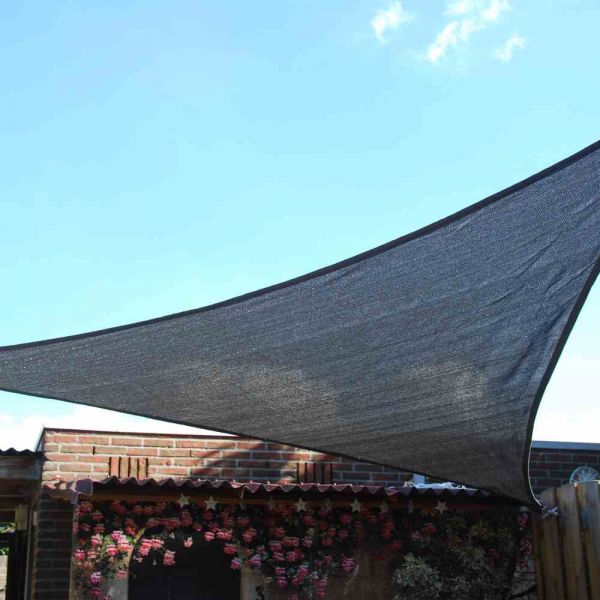 Nesling 90° Coolfit Sonnensegel 3-Eck 400x400x570 cm Grau
